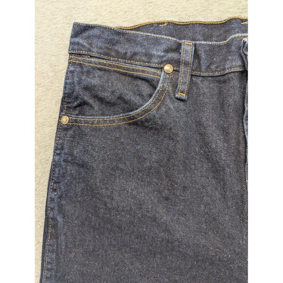 Wrangler Jeans Mens 31x34 Dark Blue Denim Straight Leg Zip Fly Classic Cowboy - Picture 2 of 12